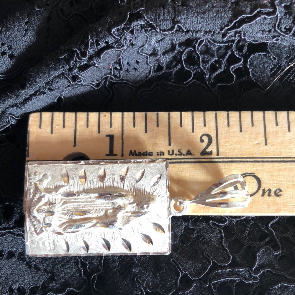 Sterling Our Lady of Guadalupe pendant - Picture 4 of 4